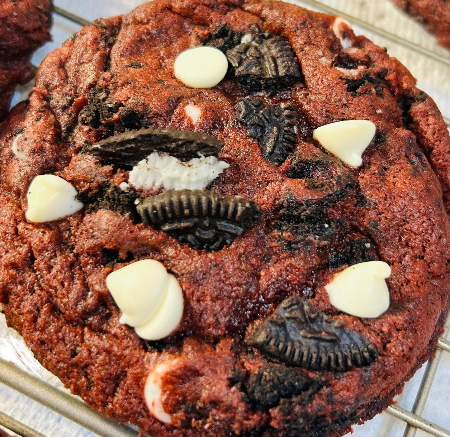 Red Velvet Oreo Cookie