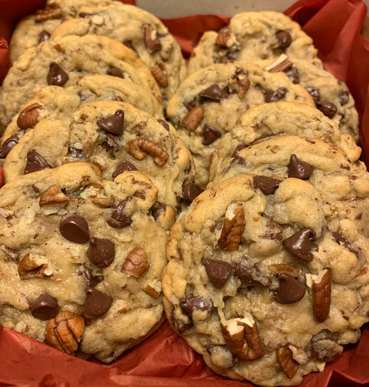 Chocolate Chip & Pecan Cookie